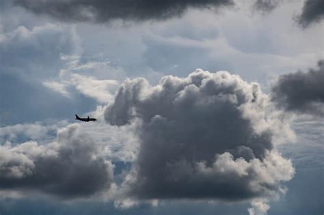 Turbulence: What is a Turbulence and its Causes? | West Palm Jet Charter