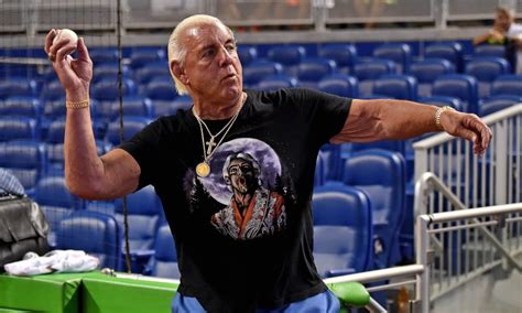 Ric Flair Wwe Legend Trolls Alabama Football After Losing To Auburn