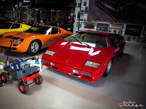 The 25 Coolest Cars In Jay Leno's Garage | Jay leno garage, Cool cars, Lamborghini countach