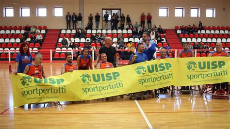 Il Basket Pegli Alza Al Cielo La Supercoppa Italiana Uisp