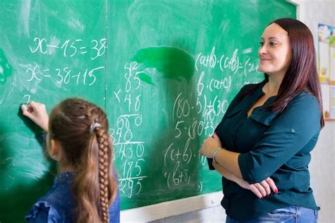 Premium Photo | Children do math in elementary school.