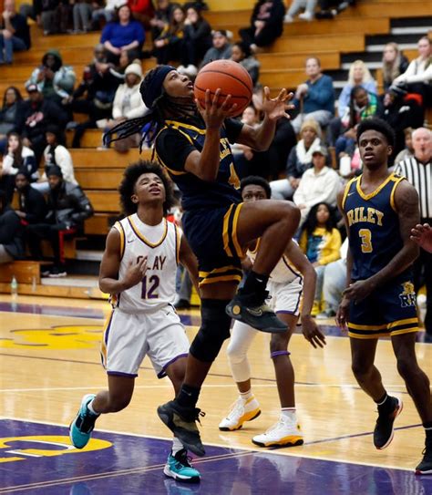 Kishawn Wright Is Riley Boys Basketballs Water Bug