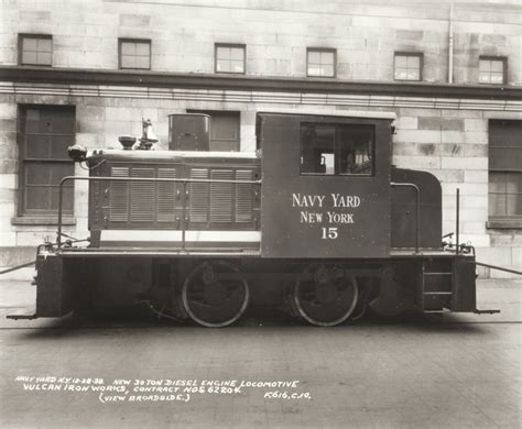 Navy Yard Ny 15 Vulcan Iron Works 30 Ton Diesel Locomotive