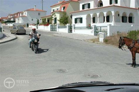 Quando Devo Avan Ar Sabendo Que O Motociclo Pretende Mudar De Direc O