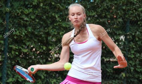 Elena Rybakina: Wiki (Tennis Player), Bio, Age, Family, Birthplace, Net ...