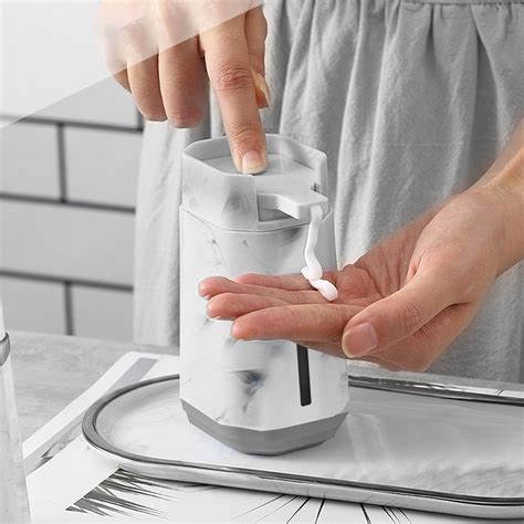 Donemore 250ml Clear Plastic Cylinder Pump Hand Bottle Dispenser