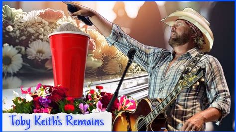 Toby Keith S Farewell Toby Keith S Remains Solemnly Placed In Red Solo