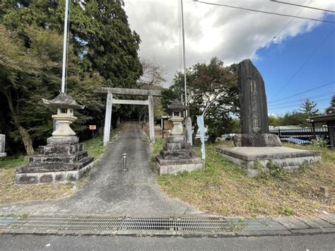 彌尼布理神社尾根の上に保食の神様を祀る延喜式内社に比定される神社 ランシス三重のランニングウォーキングコースサイト