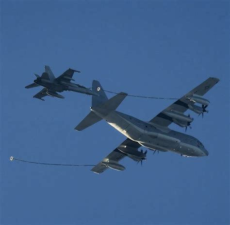 IN PICS Stunning Air To Air Refuelling By NATO Fighter Jets And Fuel