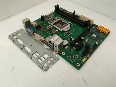 Fujitsu Socket Lga Motherboard With I O Shield D A Gs