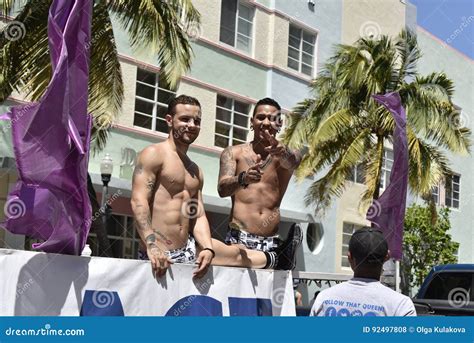 Miami Beach La Florida El De Abril De Orgullo Gay Foto De Archivo Editorial Imagen