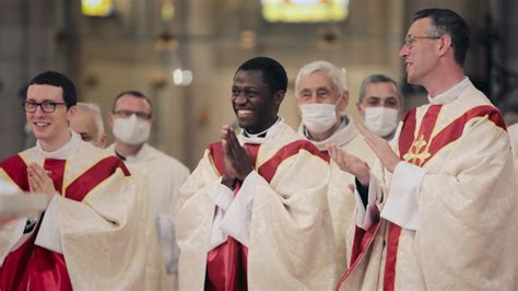 ILS ONT RÉPONDU OUI Service des Vocations du Diocèse de Nanterre