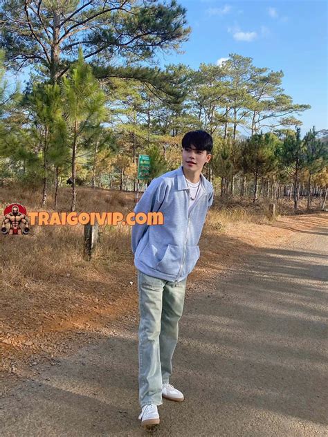 Traigoivip Boy 2k cao ráo đẹp trai body mình dây sex dâm hoạt bát