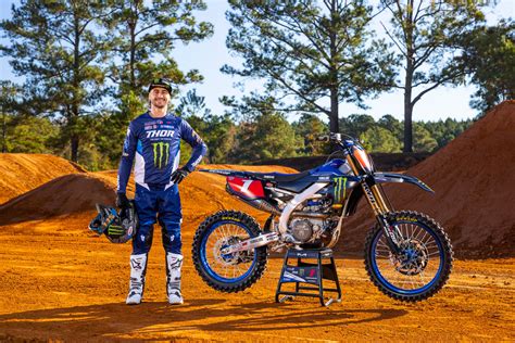 Monster Energy Star Racing Yamaha Race Team Swapmoto Live