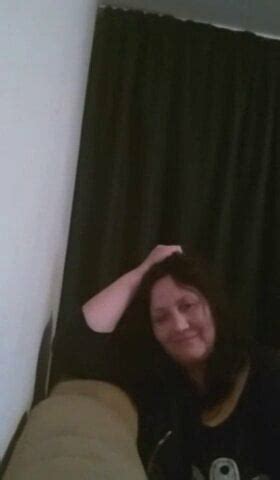 Milf Mostra La Sua Figa Rosa XHamster