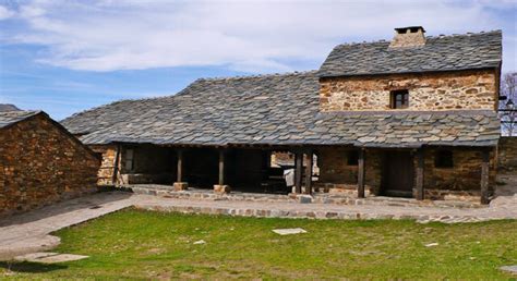 Valverde de los Arroyos el más bonito de los pueblos negros