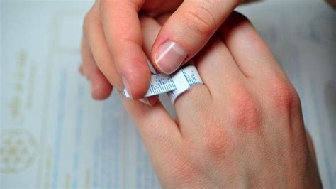 Tips Cara Ukur Saiz Cincin Lelaki Wanita Malaysian Size Yang Betul