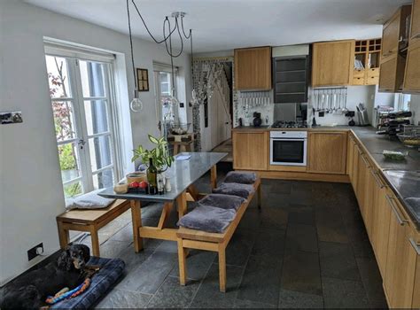 Brixton Bright Ensuite Room In Gay Friendly House Room To Rent From SpareRoom