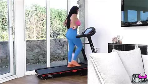 Anal Lesbischer J Hriger Arsch Von Vollbusigem Lehrer Im Klassenzimmer Bespiele Xhamster