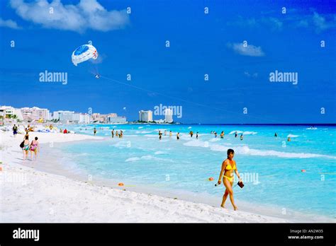 Cancun Mexico Bikini Hi Res Stock Photography And Images Alamy