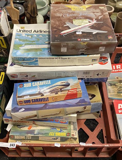 COLLECTION OF AIRFIX & MODEL PLANES - Southgate Auction Rooms