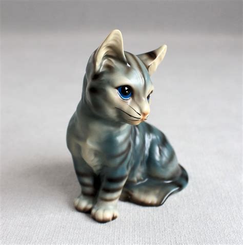 Vintage Ceramic Cat Porcelain Cat Figurines Blue Eyes Cat Blue And