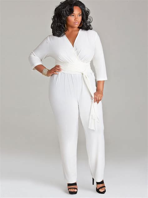 Pin By Connie Brock On Just Me Plus Size Outfits Plus Size Jumpsuit Curvy Girl Fashion