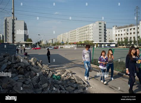 Foxconn Factory In China Hi Res Stock Photography And Images Alamy