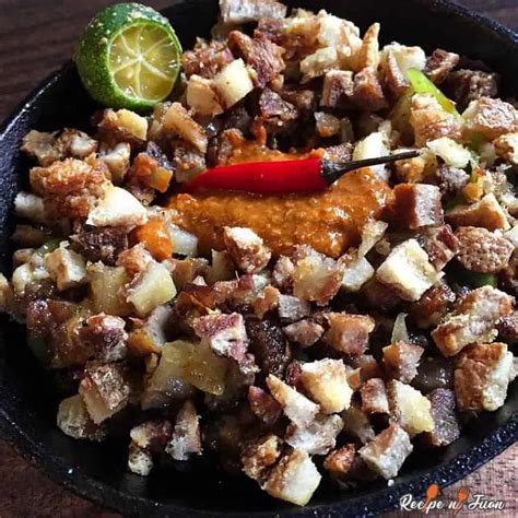 Pork Jowl And Chicken Liver That S This Filipino Sisig Recipe