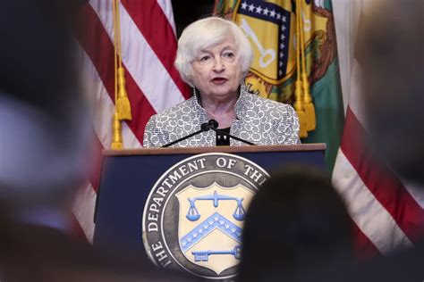 From Brooklyn Upbringing To Meticulous Notetaking Yellen Gives