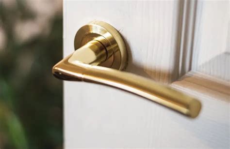 Door handle parts names | Short guide with images