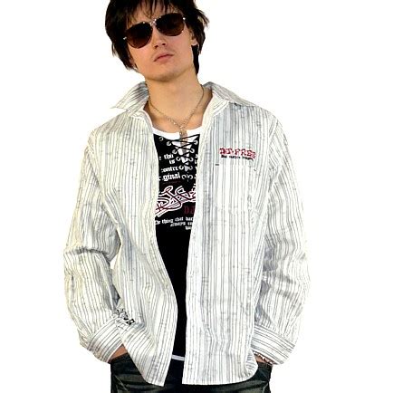 Комплект: белая мужская рубашка с принтом и майкой на шнуровке. Love ...