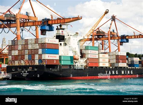 Container Ship Hi Res Stock Photography And Images Alamy