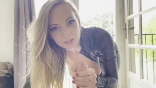 Je Le Branle Et Le Suce Avec Ma Combinaison En Latex Free Porn Videos YouPorn