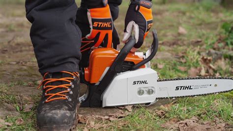 Stihl Ms Benzines Motorf R Sz Elind T S A F Ldre Helyezve Youtube