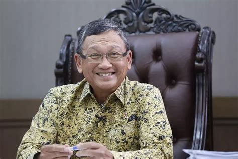 Sektor Esdm Ditargetkan Sumbang Pnbp Rp Triliun Tahun Ini