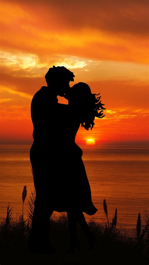 Couple Wallpaper 4k Romantic Kiss Silhouette Sunset