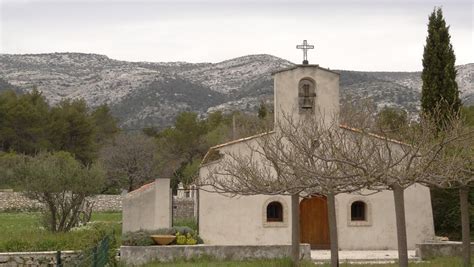 La Sainte Baume Grotte Marie Madeleine Par Riboux Et Le Col Du Saint