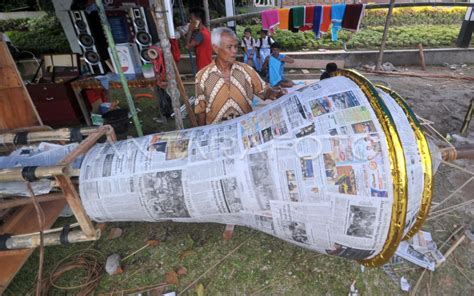 membuat kerangka tabuik antara foto