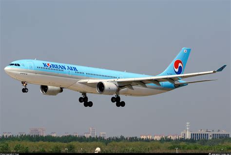 Hl Korean Air Lines Airbus A Photo By Yiran Id