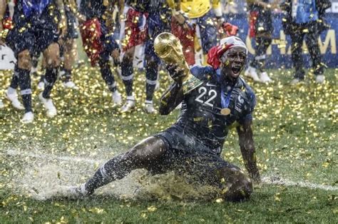 Lafite offers wine to France's World Cup winners - Decanter