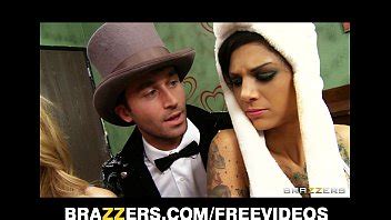 HOT Group Of Girls Share One Hard Cock In A Four On One Orgy XVIDEOS