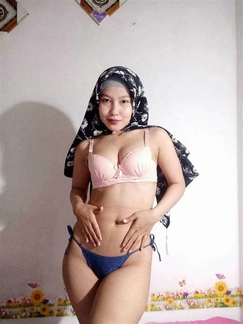 Hot Girls A Porn Pic