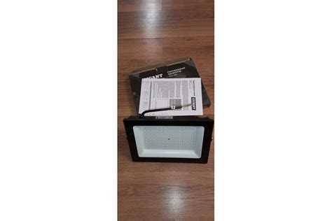 Светодиодный прожектор Gigant 100W 6400К 220V GLS-100 - выгодная цена ...