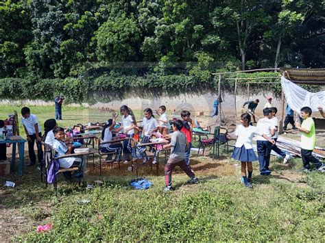 Escuela José Trinidad Cabañas en terribles condiciones en la Res Las