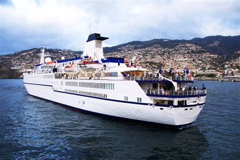 CM0539 410 pax classic 140 m cruise ship for sale | CEMASTCO