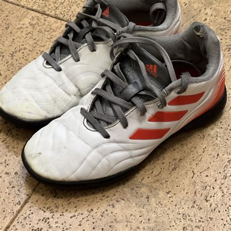 Футбольные бутсы adidas cola сороконожки 32р. – купить в Красноярске ...