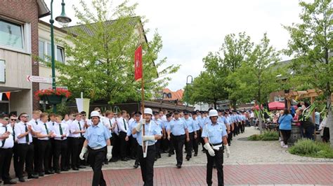 Twistringen Feiert Sch Tzenfest