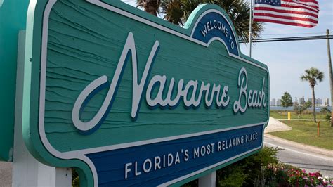 zillow navarre fl 4