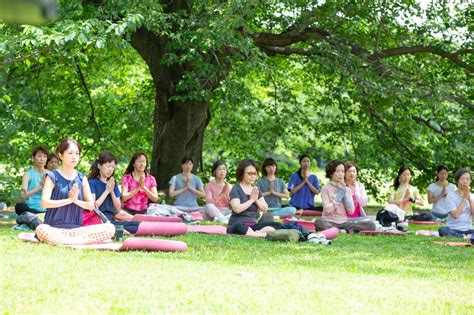 昭和記念公園：65火パークヨガ・外ヨガ写真1 立川ヨガ・女性専用パーソナルアロマヨガサロン「シャンティビージャ」 星 弘美のブログ